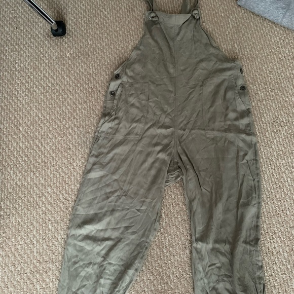 Hollister jumpers - 22 each - Picture 10 of 12